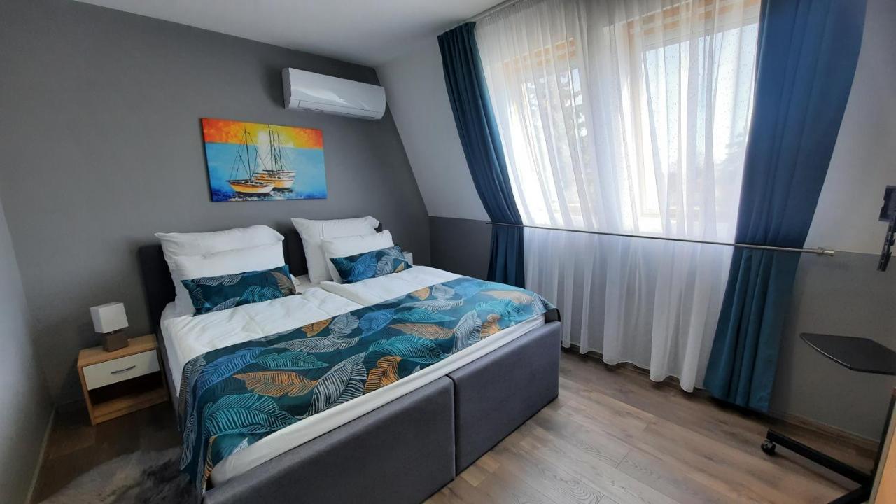 Balaton Legendaja Apartman 希欧福克 外观 照片